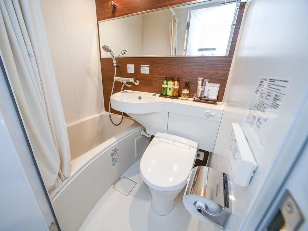 Hotel Livemax Nihonbashi Hakozaki Токио Экстерьер фото