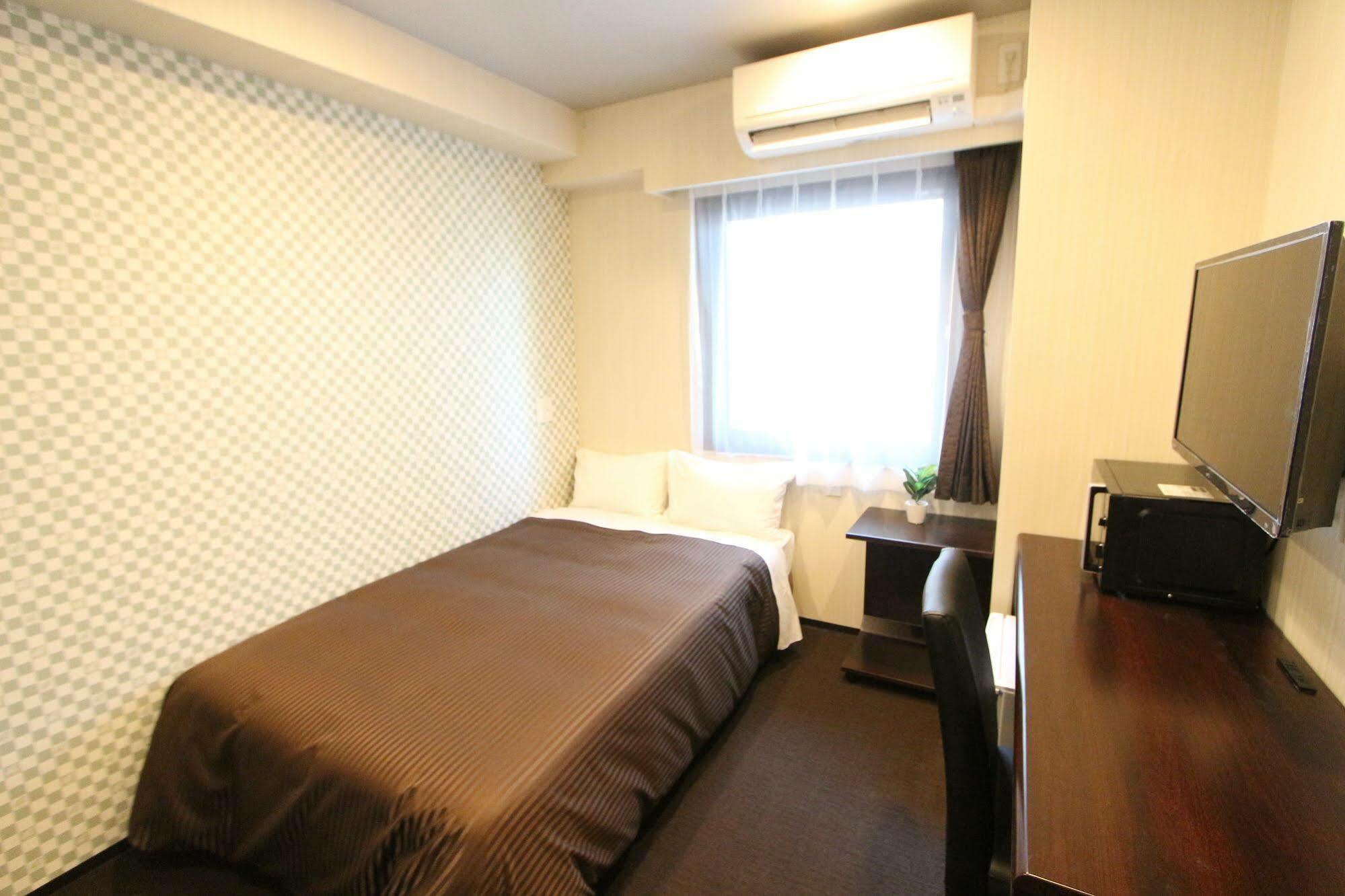 Hotel Livemax Nihonbashi Hakozaki Токио Экстерьер фото