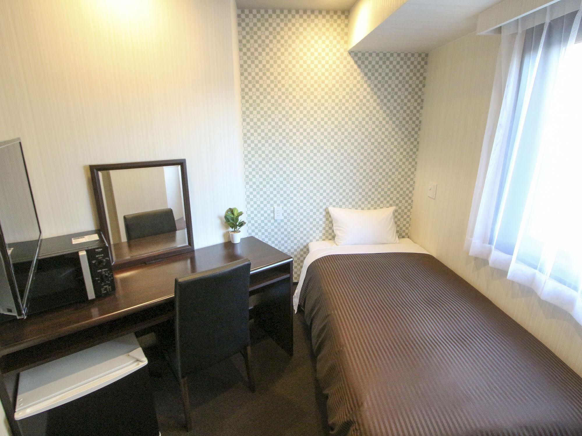 Hotel Livemax Nihonbashi Hakozaki Токио Экстерьер фото